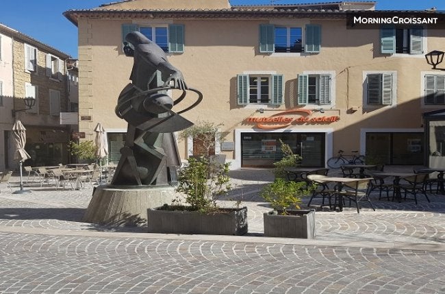Flat Rue Moulin d'Isnard in Salon-de-Provence