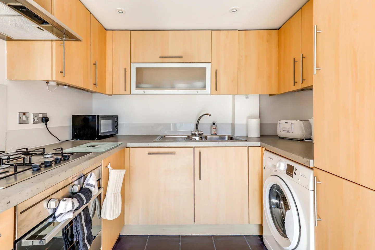 Flat Lockside Marina in Chelmsford