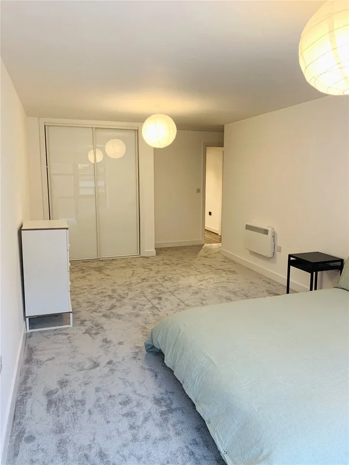 Flat Cassilis Road in Greater London