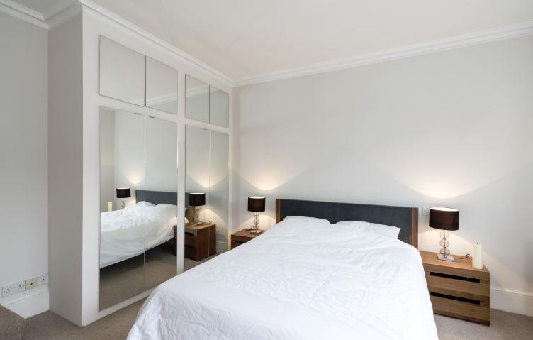 Flat York Terrace West in City of Westminster
