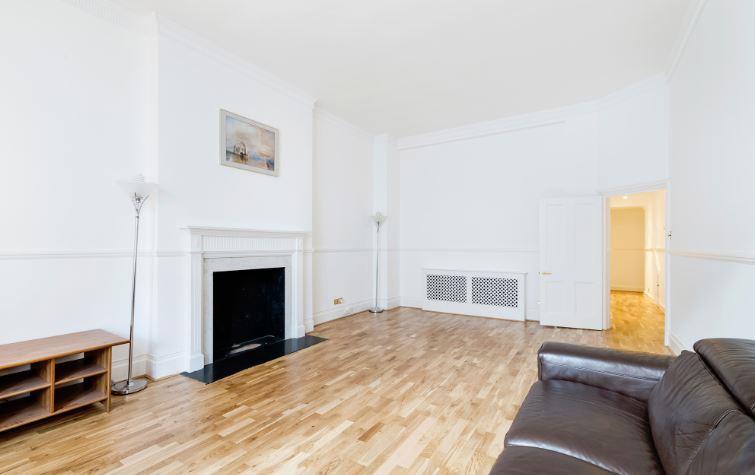 Flat York Terrace West in City of Westminster