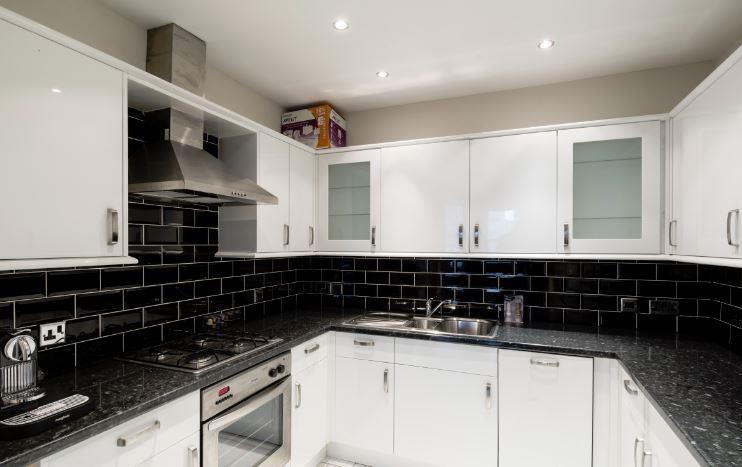 Flat York Terrace West in City of Westminster