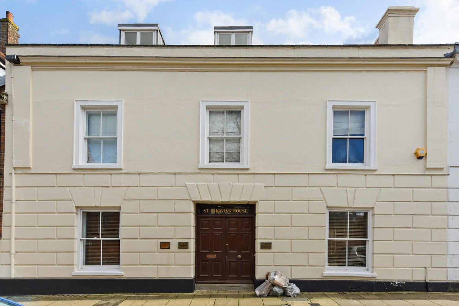 Flat Saint Thomas Street in Winchester