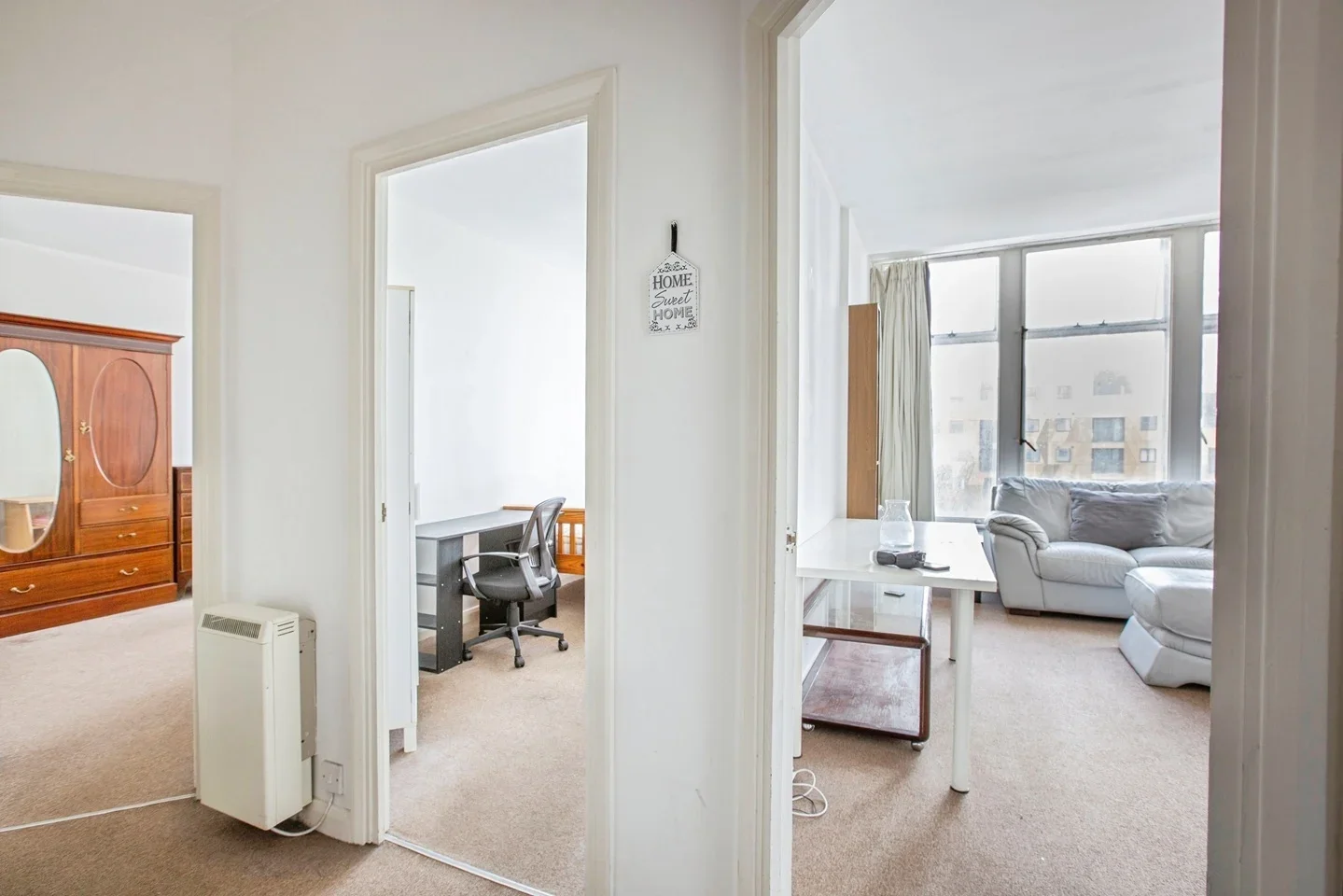 Flat Newington Causeway in Greater London