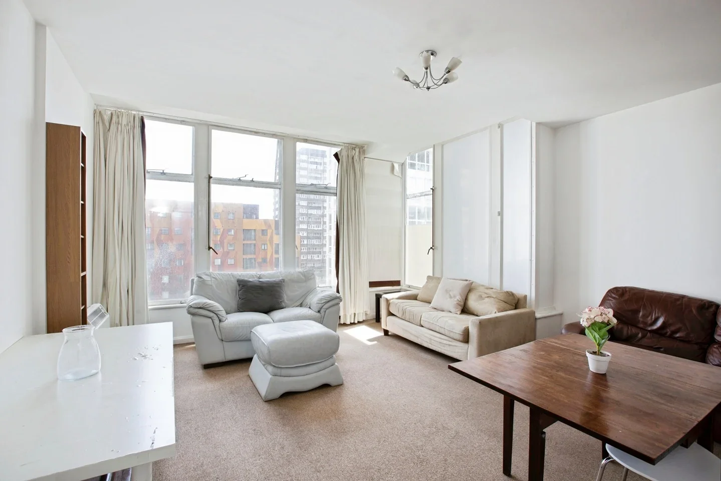 Flat Newington Causeway in Greater London
