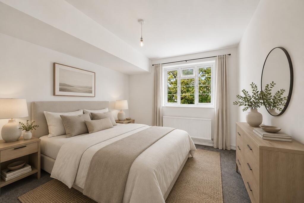 Flat Glenbuck Road in Greater London