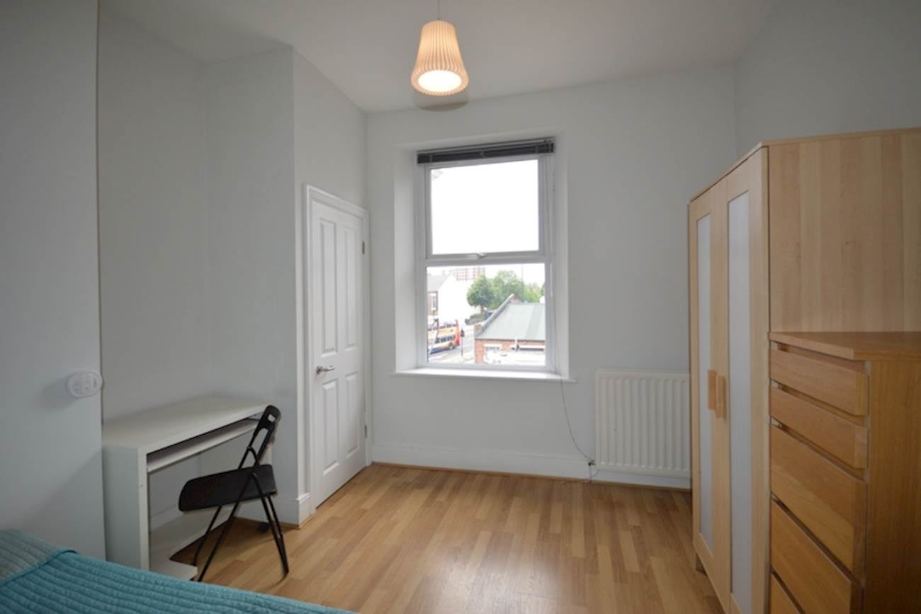 Flat Archbold Terrace in Newcastle upon Tyne