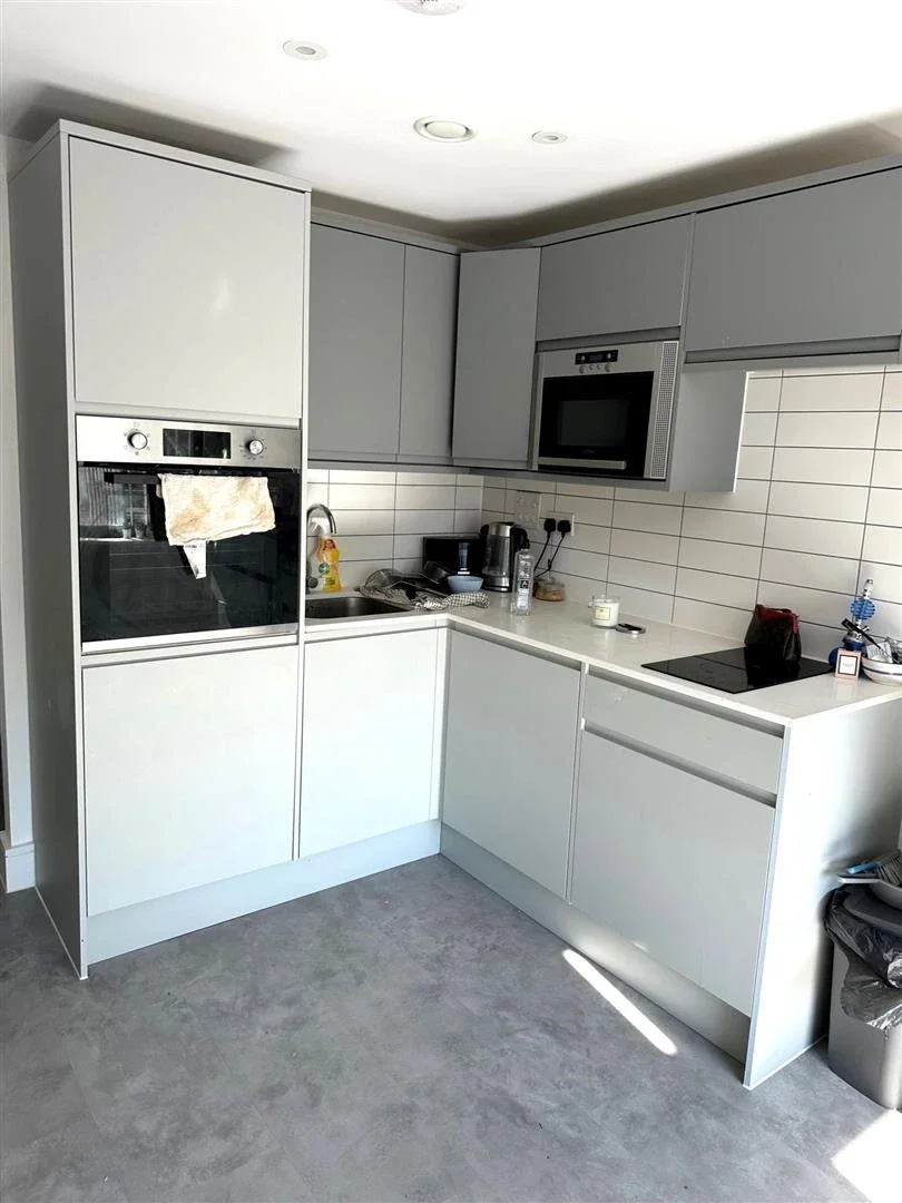 Room River Front in Greater London