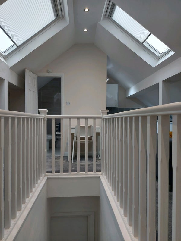 Room Otley Road in Leeds