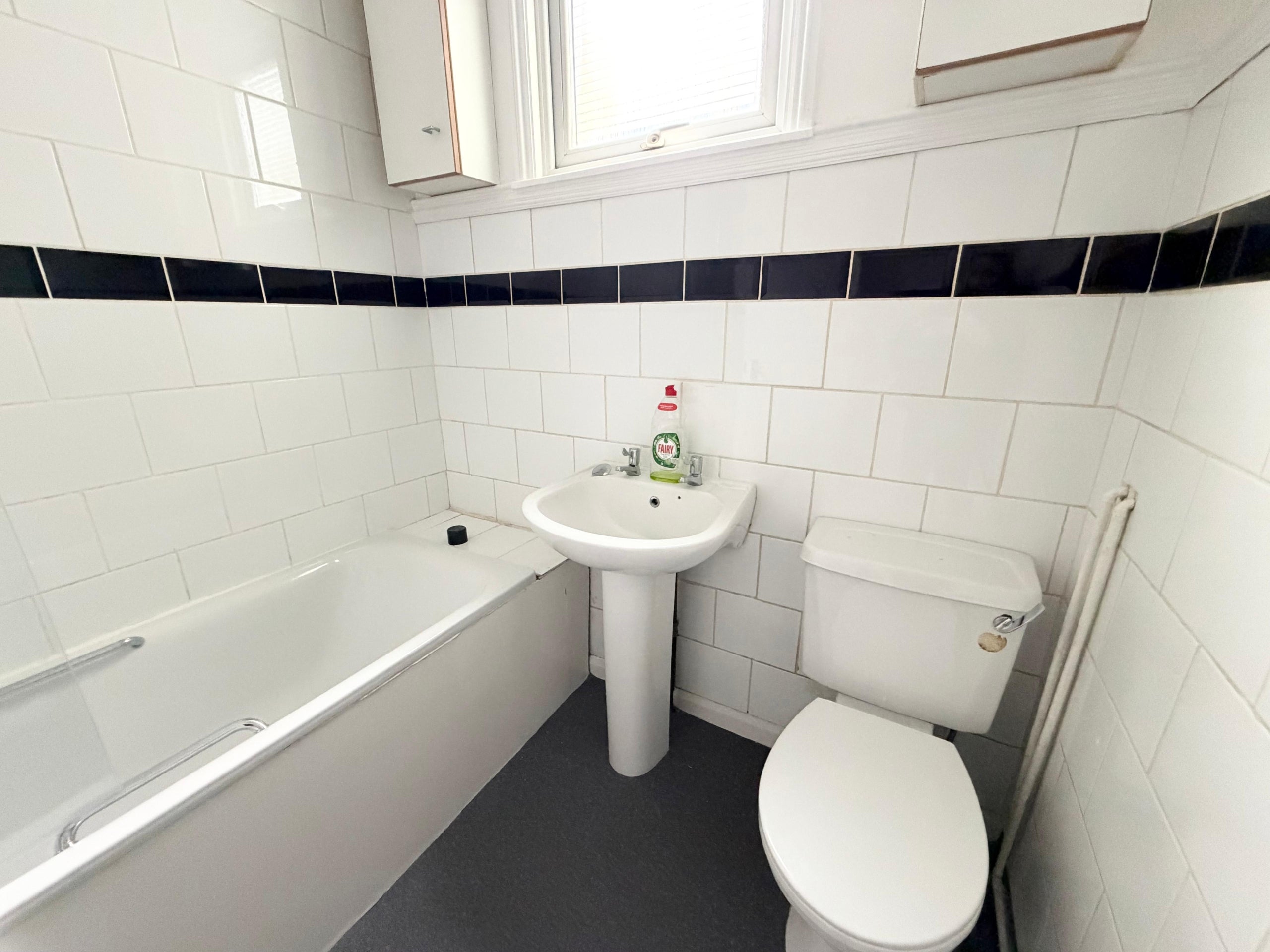 Flat Winchelsea Road in Greater London