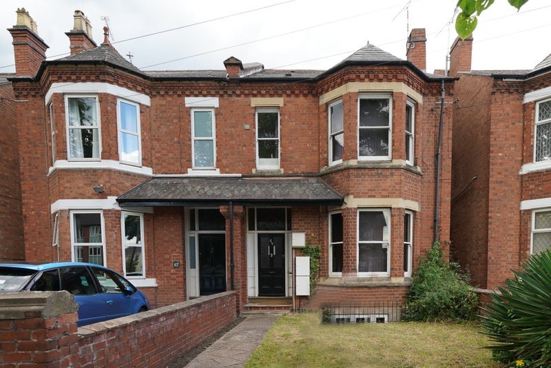 Room Radford Road in Royal Leamington Spa