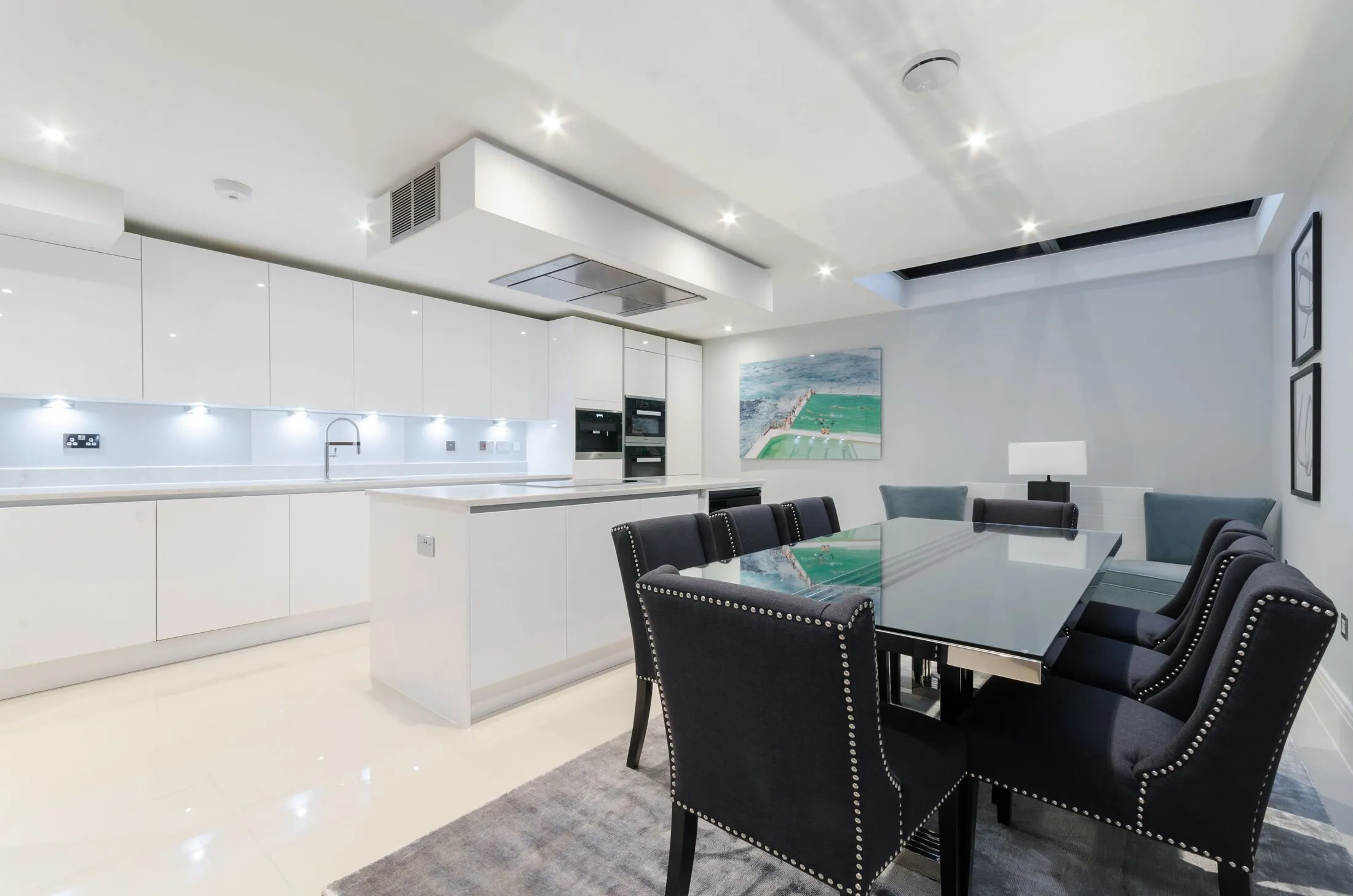 Flat Rainville Road in Greater London