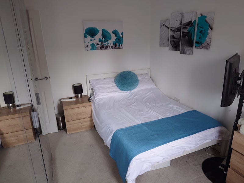 Room Glastonbury Close in Nottingham