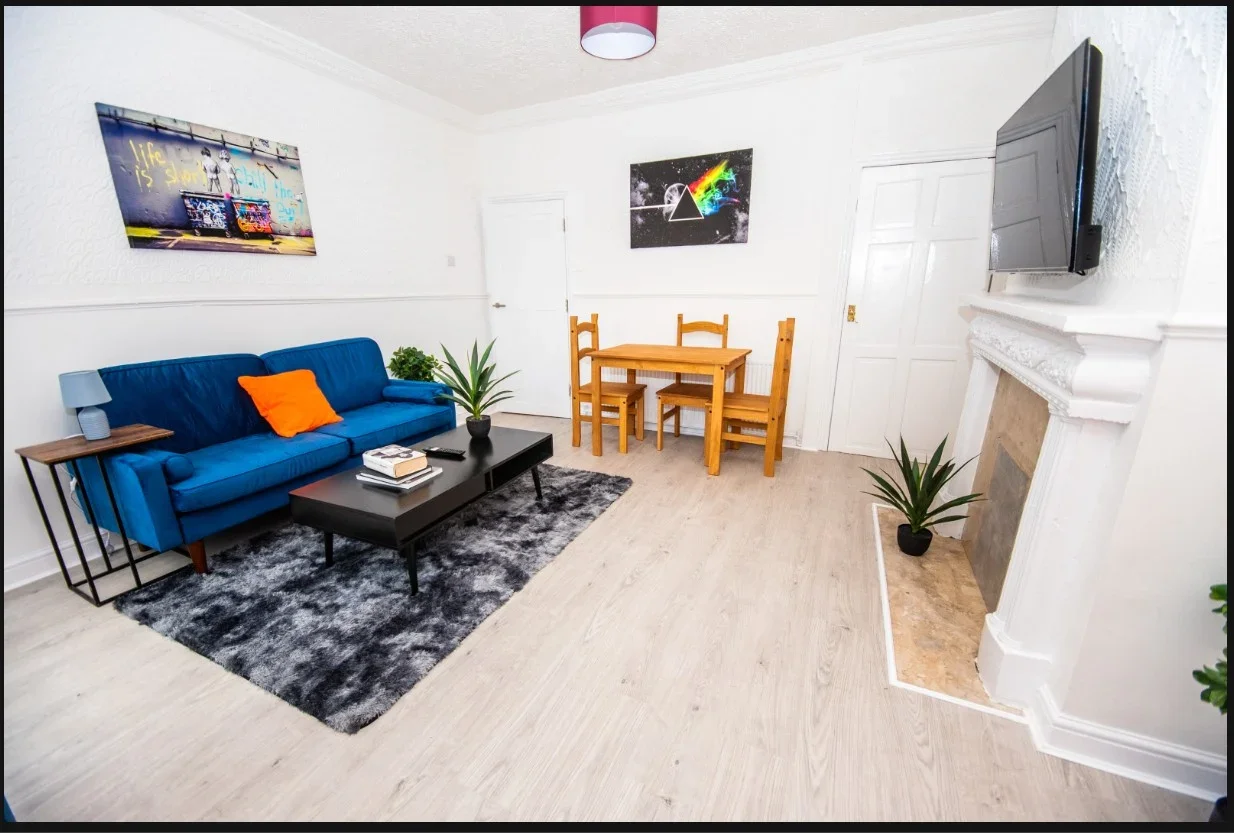 Room Doncaster Road in Barnsley