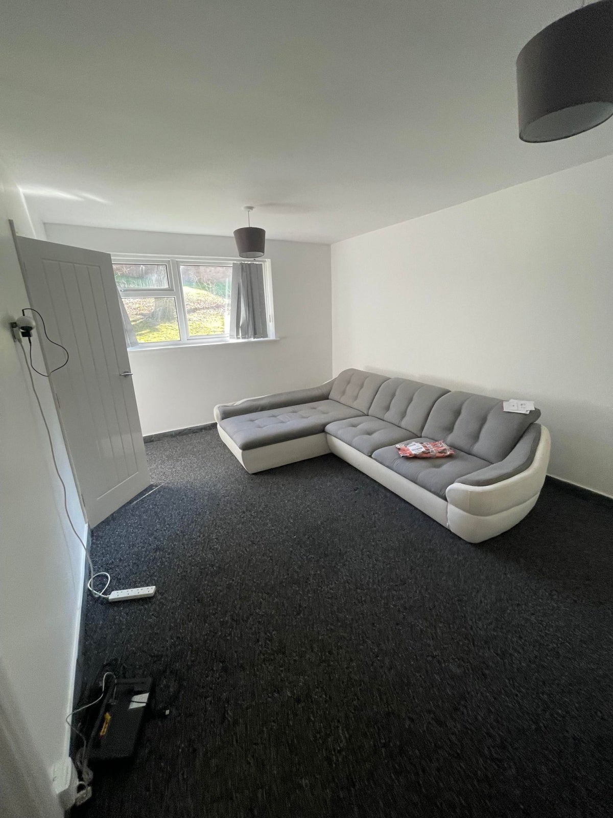 Flat Rutland Crescent in Luton