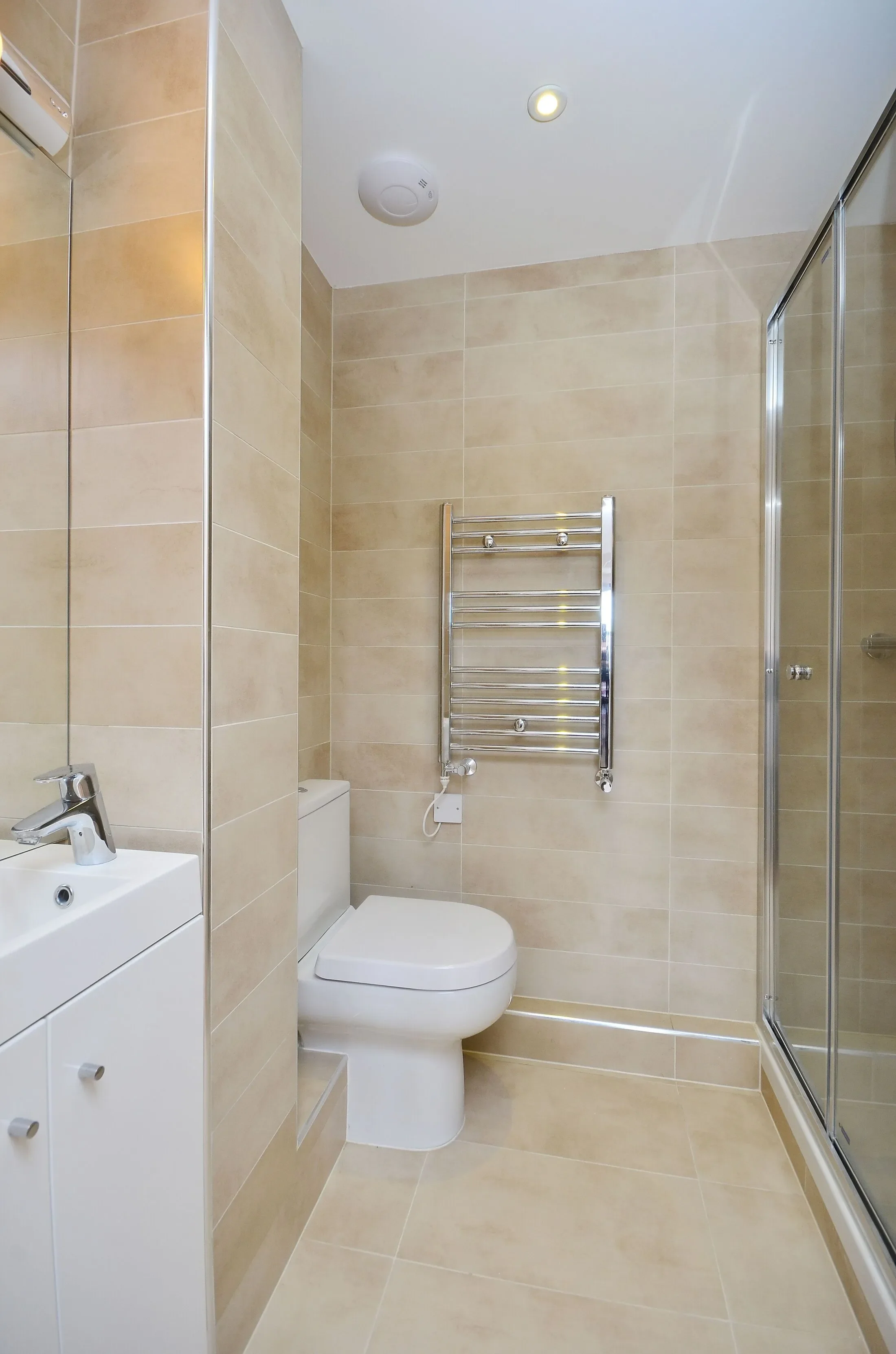 Flat Choumert Road in Greater London
