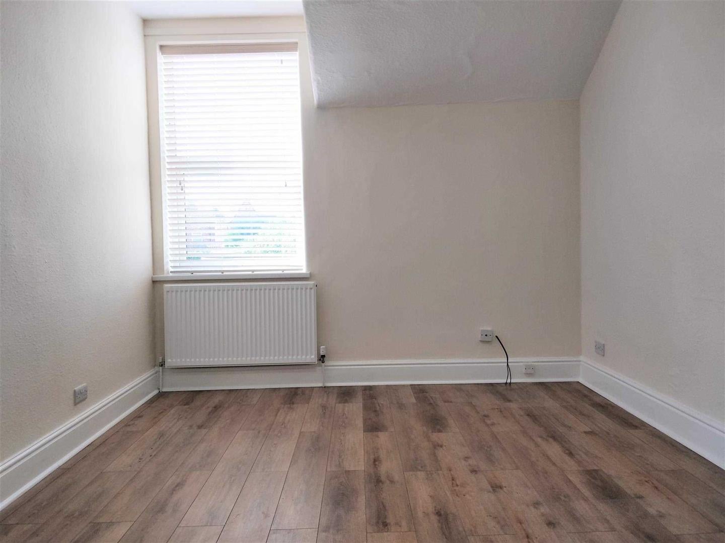 Flat Newbold Road in Chesterfield