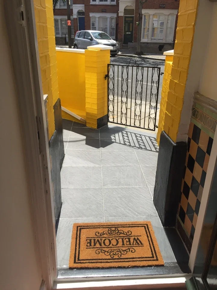 Room Kilkie Street in Greater London