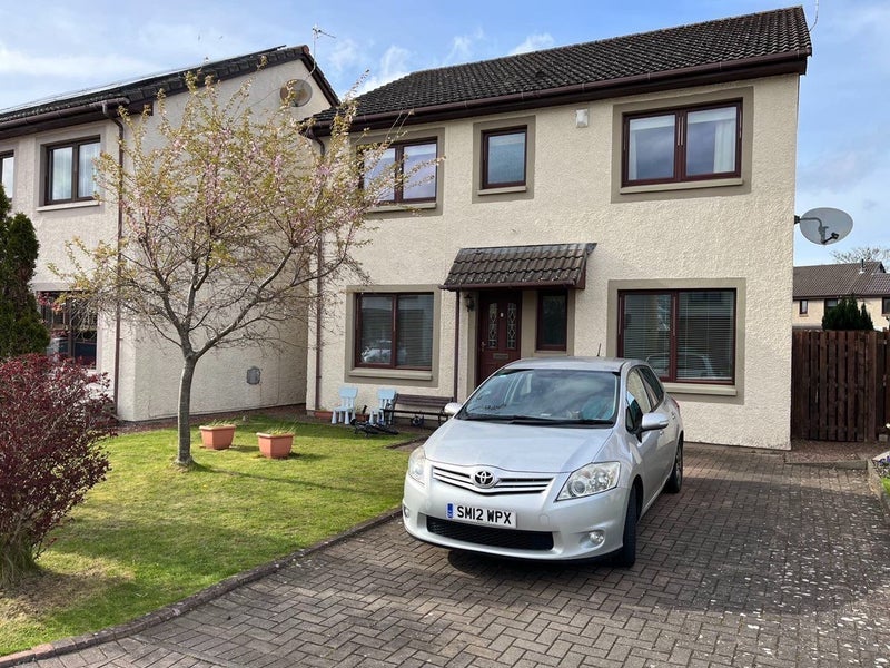 House Westfield Bank in Dalkeith