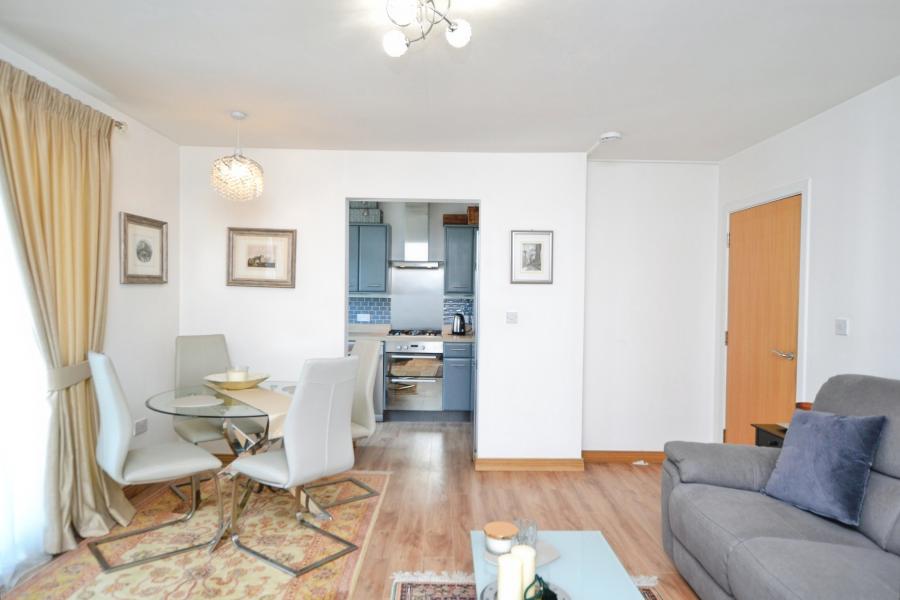 Flat Colonsay Close in City of Edinburgh