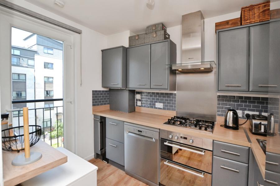 Flat Colonsay Close in City of Edinburgh