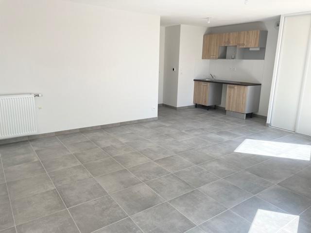 Flat Rue Edmond Rostand in Toulouse