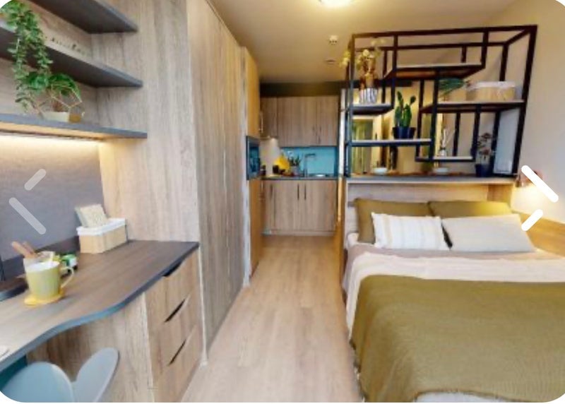 Room Ewer Street in Greater London