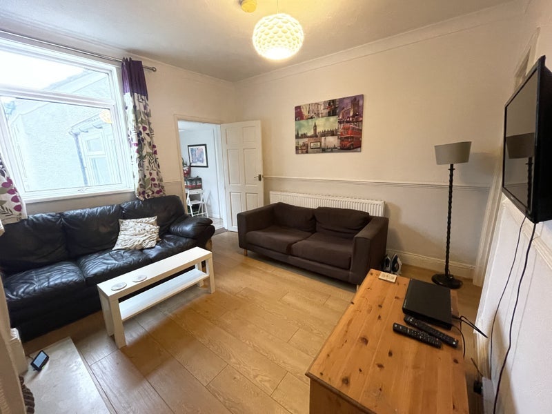 Flat Nimmings Road in Halesowen