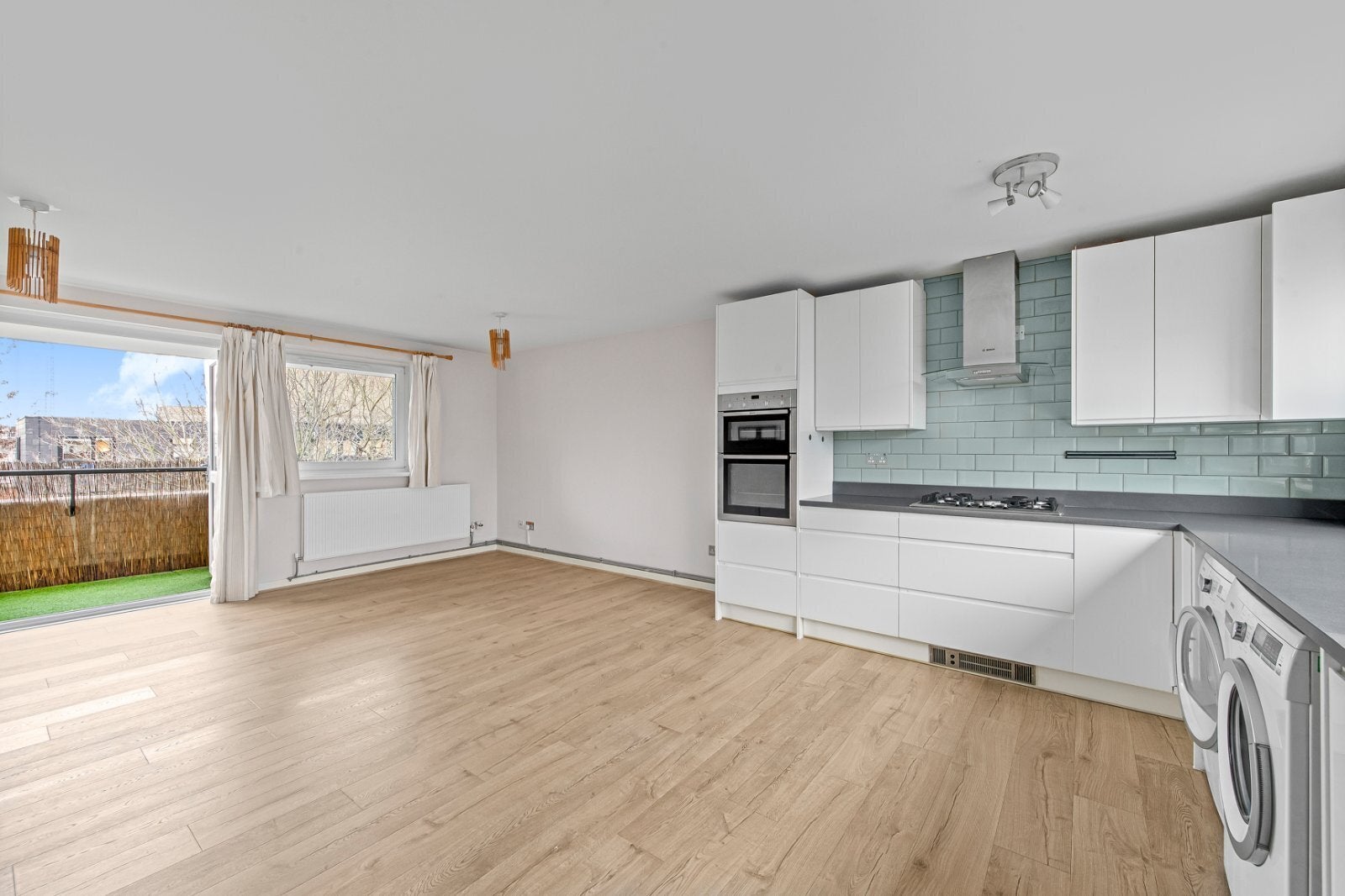 Flat Ericcson Close in Greater London