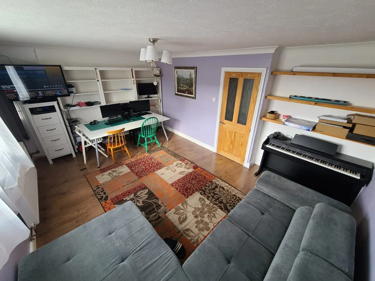 Flat Woodland Avenue in Brentwood