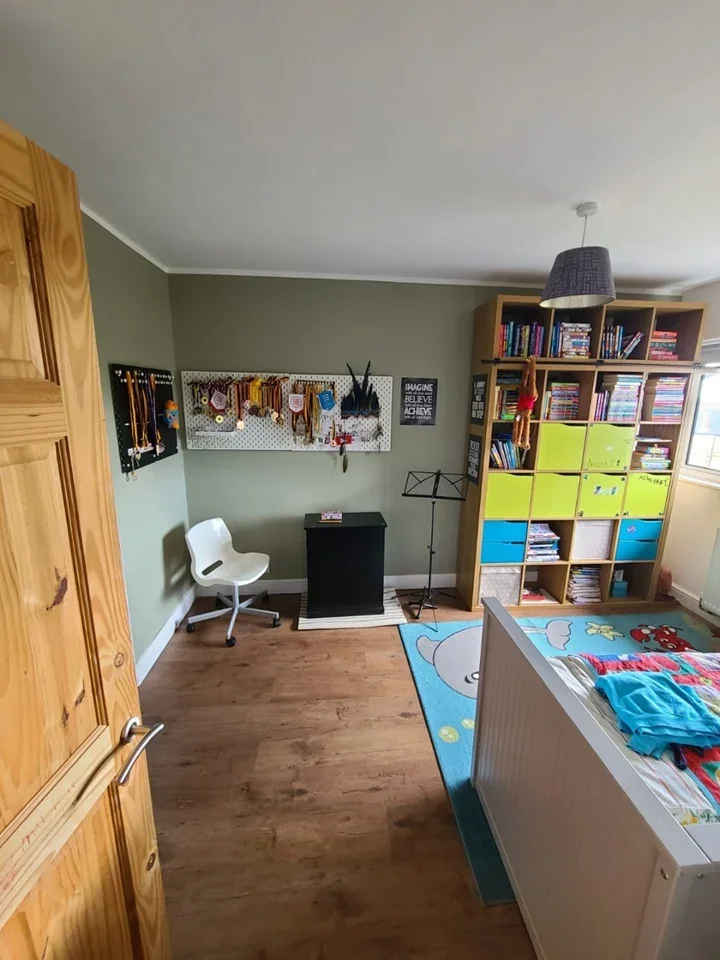 Flat Woodland Avenue in Brentwood