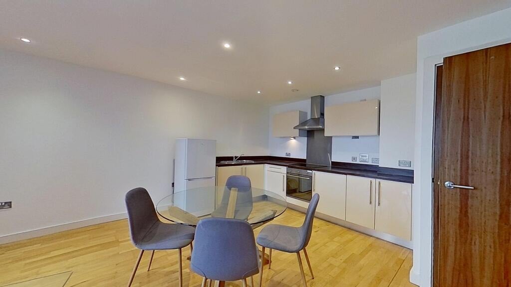 Flat Gotts Road in Leeds