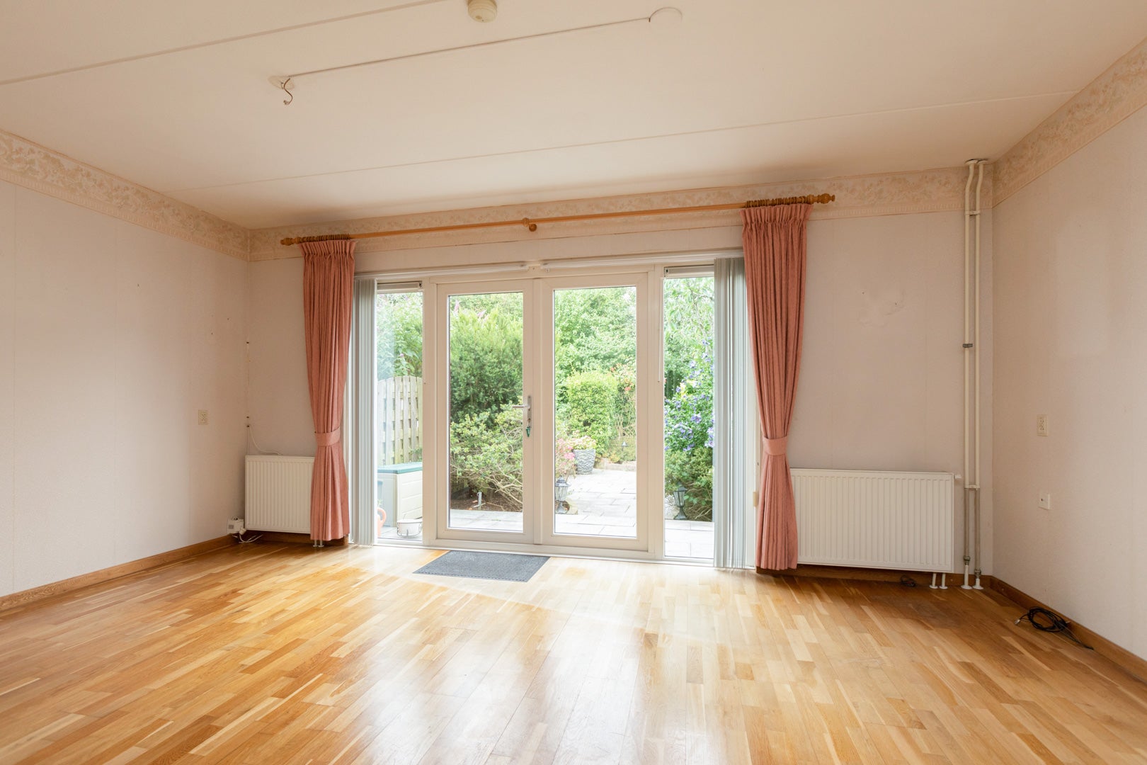 Tussenwoning te koop: Spinnekop 10, Sneek