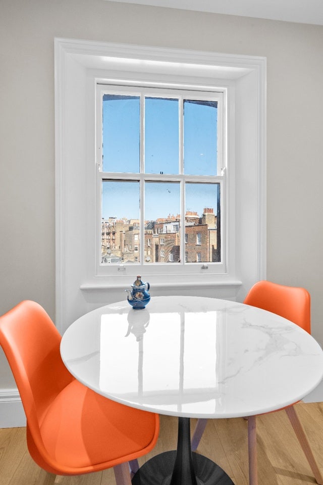 Room Old Brompton Road in Greater London