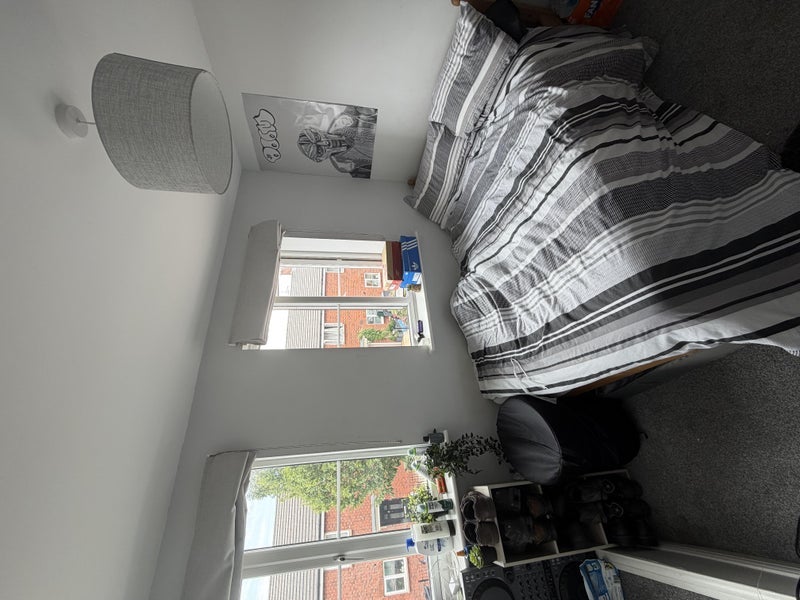 Room Amis Walk in Bristol