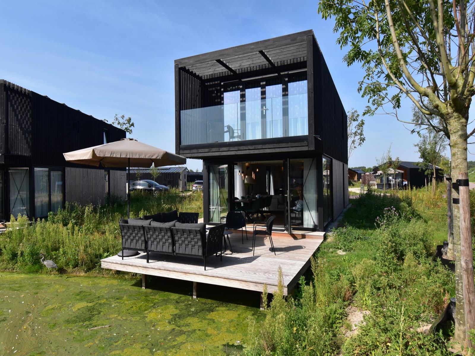 Huis Buitengronden 7 33 in Zwartewaal