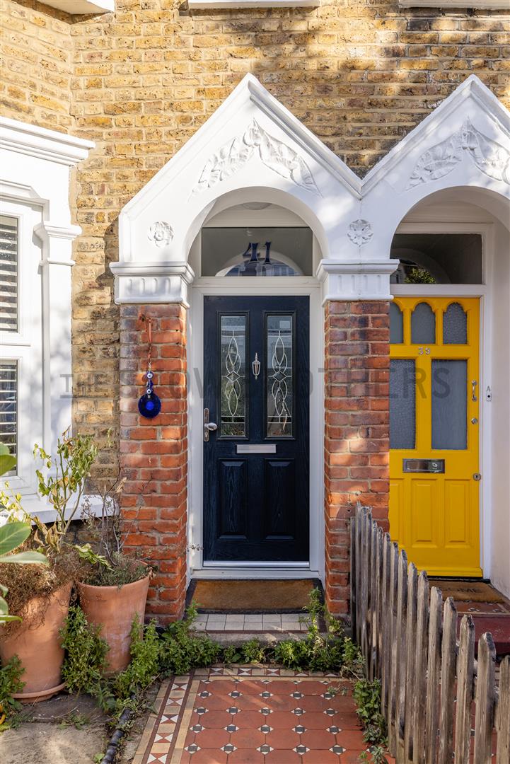 House Evelyn Road in Greater London