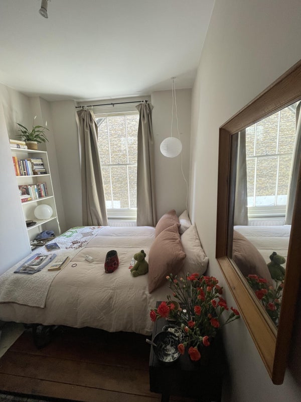 Room Winkley Street in Greater London