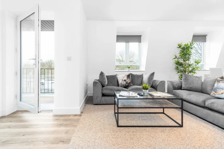 Flat Tollhouse Way in Sandwell