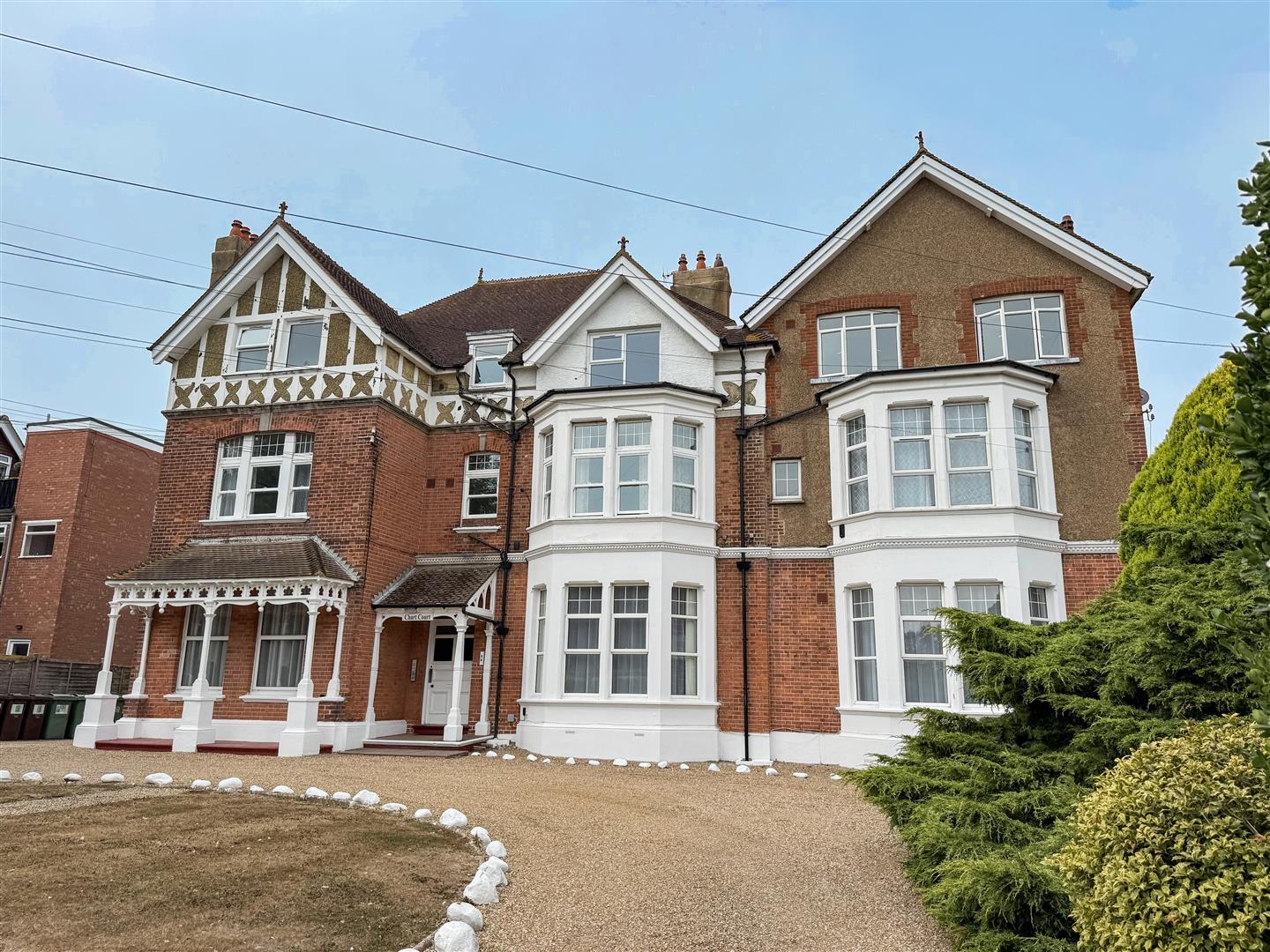 Flat Hastings Road in Rother