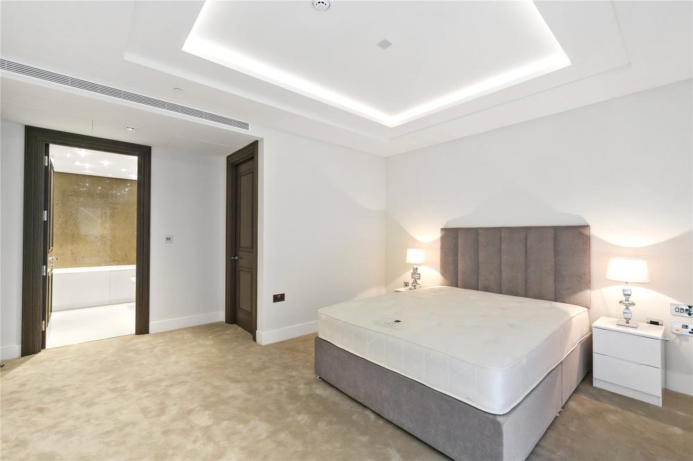 Flat Queen's Terrace in City of Westminster