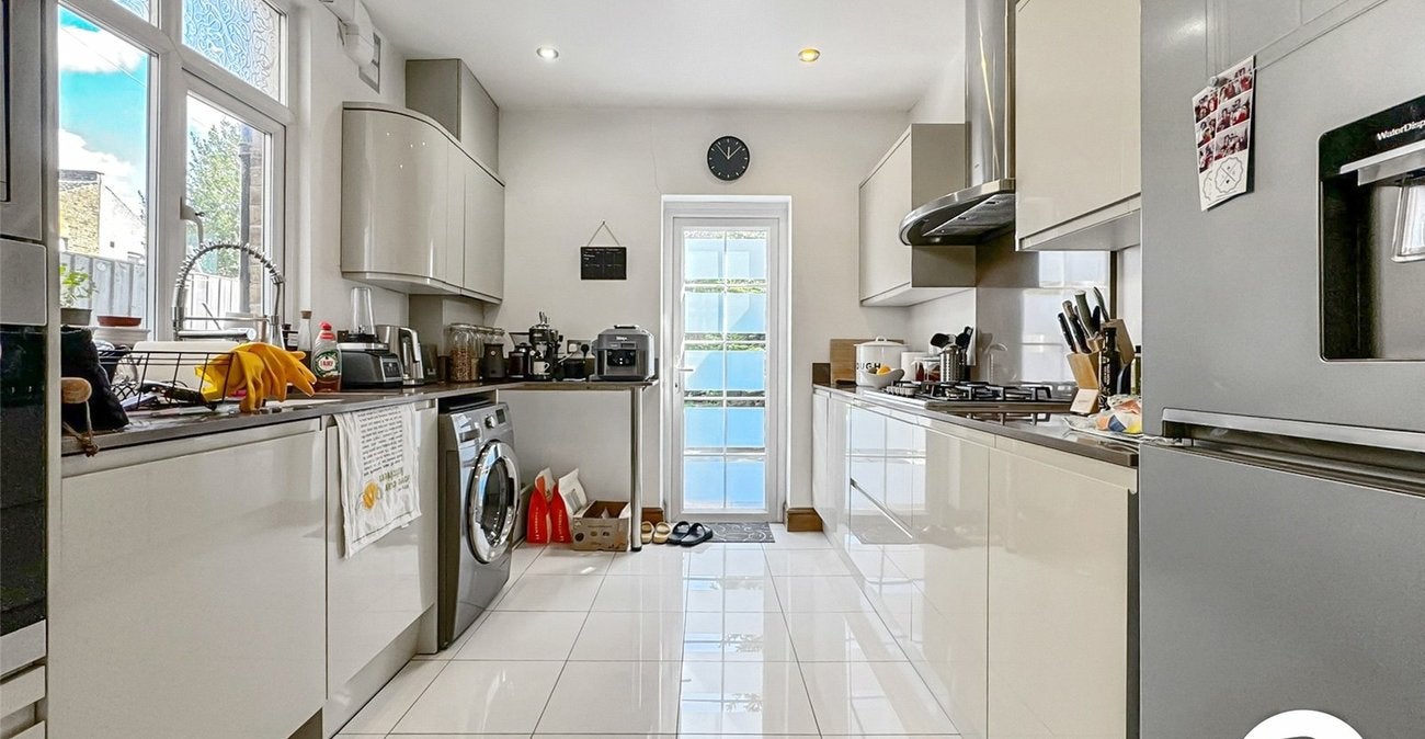 House Chancelot Road in Greater London