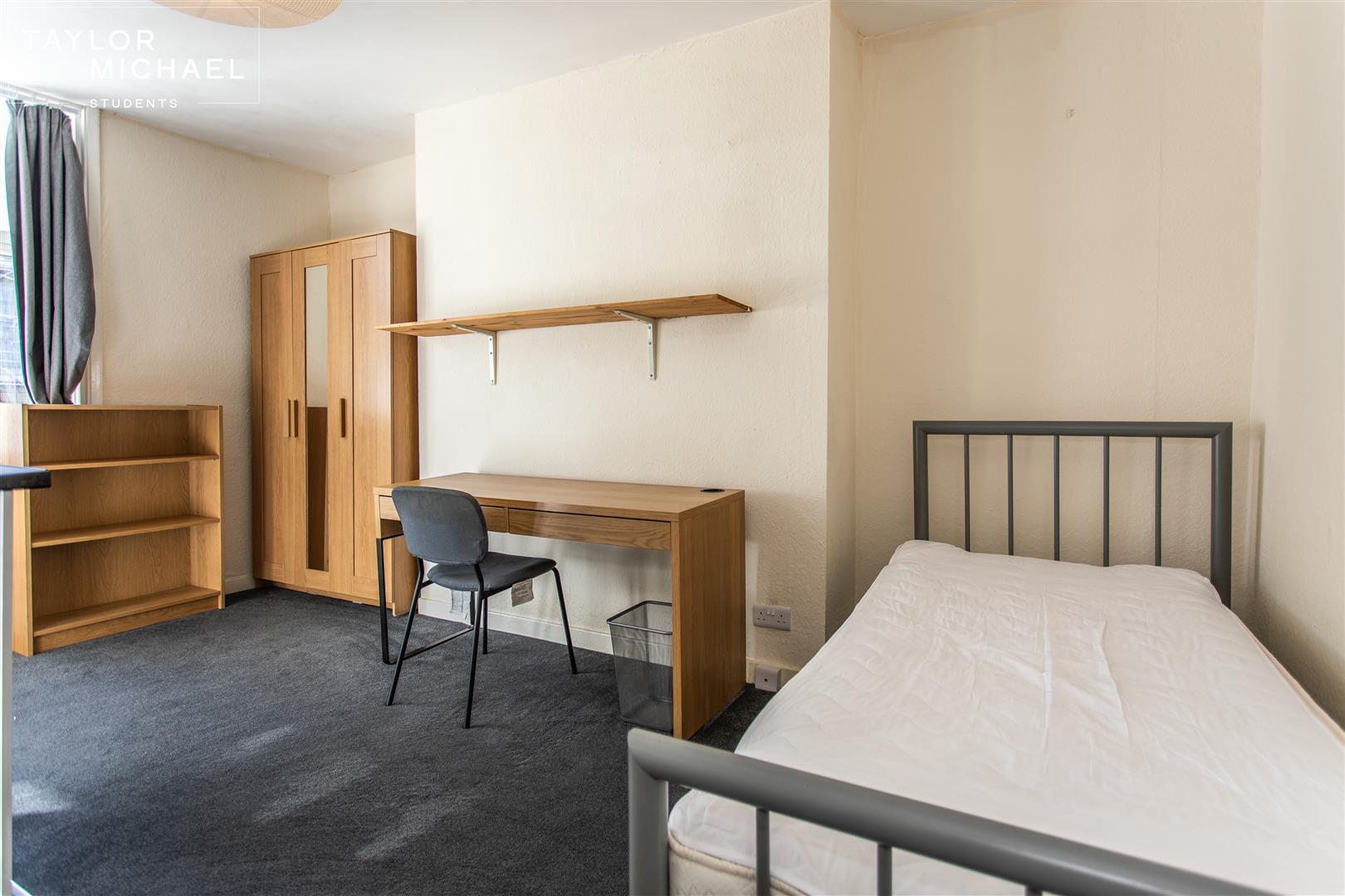 Room Dorset Gardens in Brighton