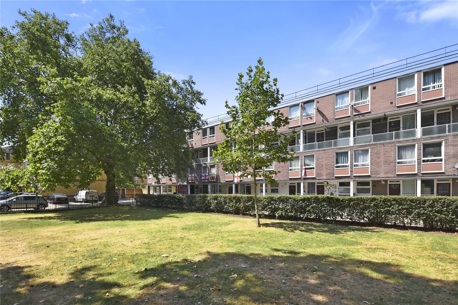 Flat Waterloo Road in Greater London