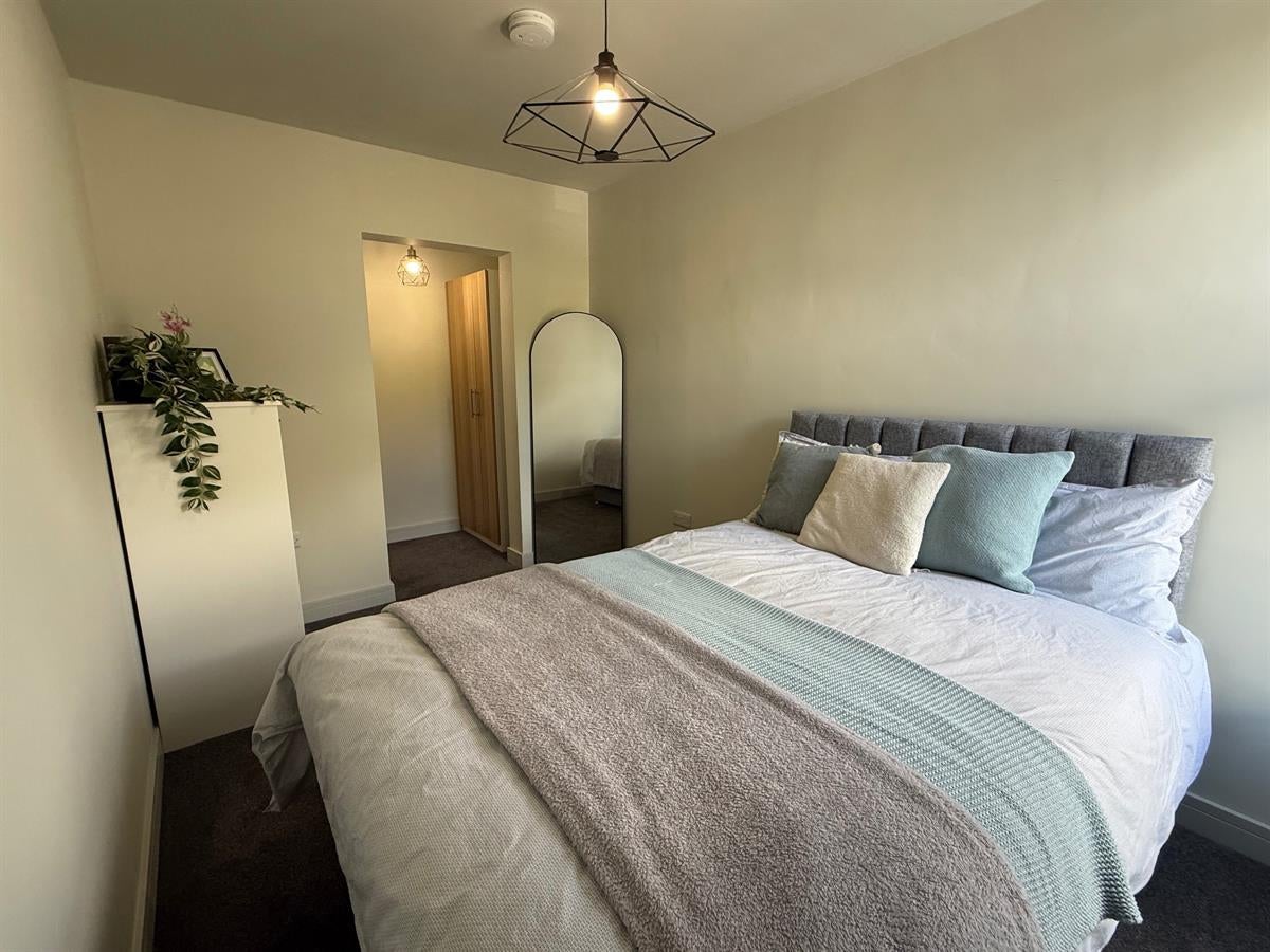 Flat Stratford Road in Rushcliffe