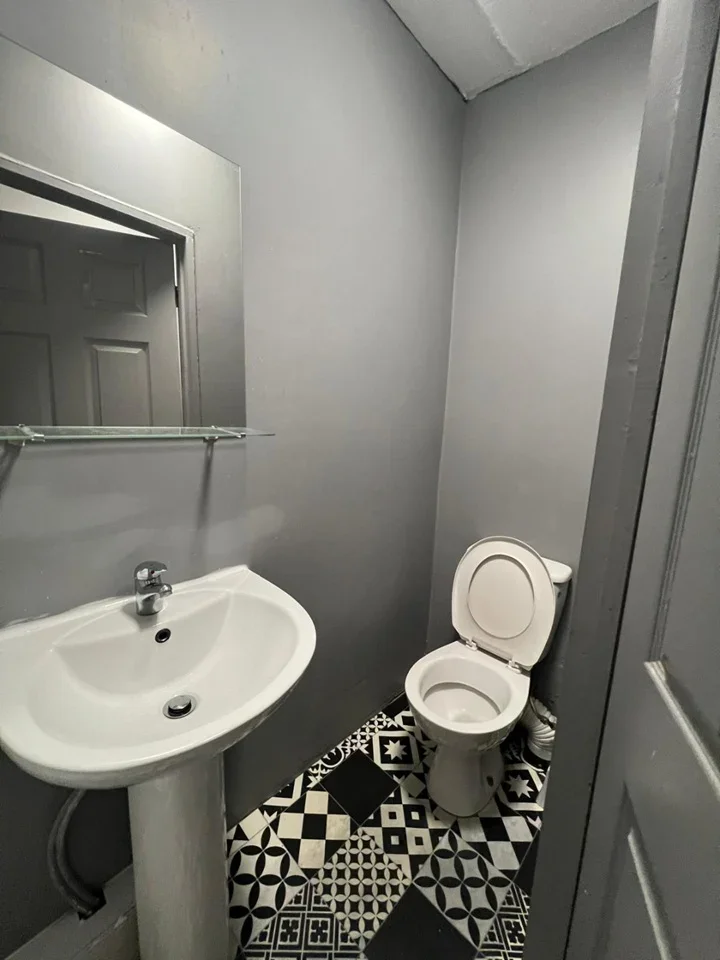 Flat Byron Road in Greater London