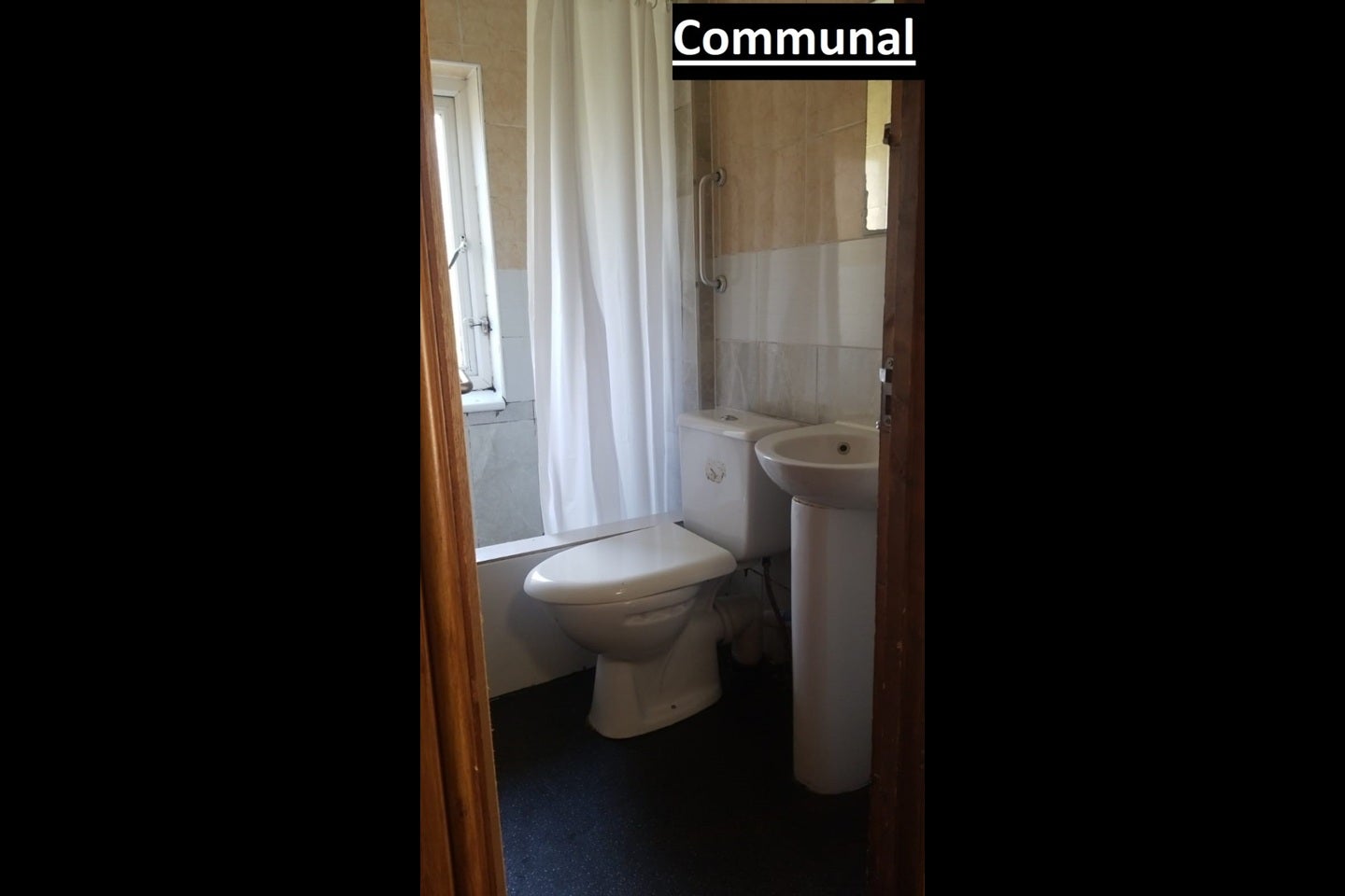 Room Bailey Road in Wolverhampton