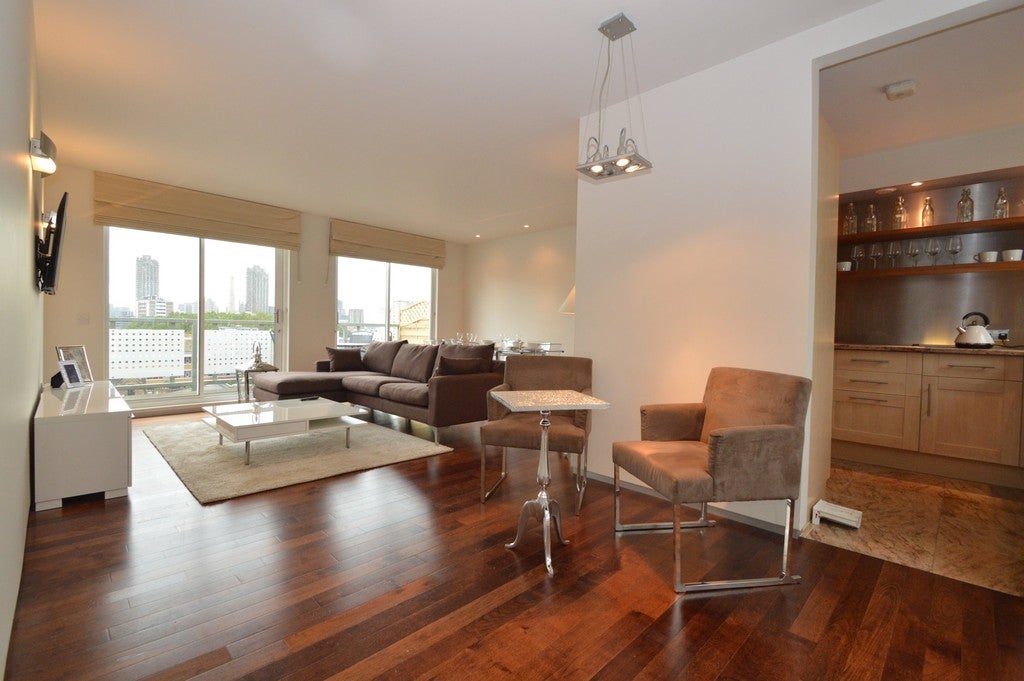 Flat Dingley Road in Greater London