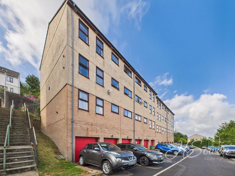 Flat Grange Road in Torquay