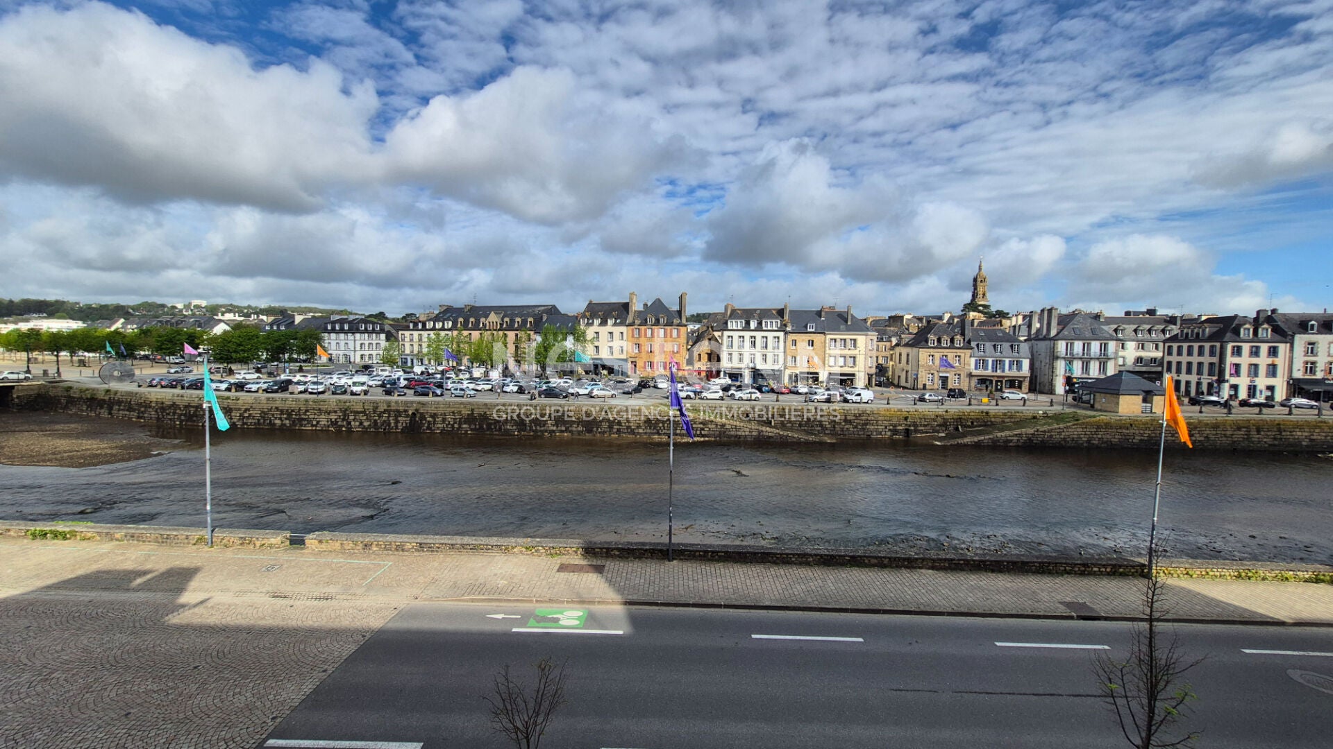 Flat Rue de La Fontaine Blanche in Landerneau
